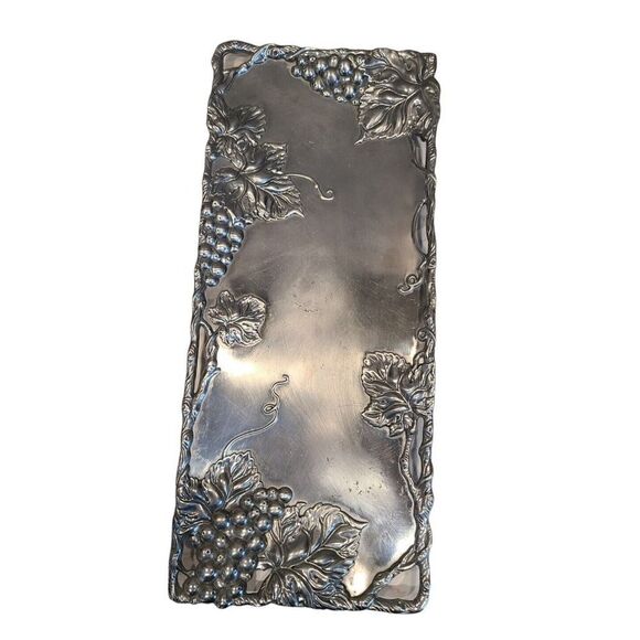 Arthur Court 2002 19" Oblong Serving Tray Vines & Grape Grapevine Footed GUC - Picture 2 of 11